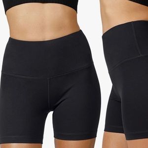 Yogalicious Lux: 2 PACK. Hi Rise, 5inseam